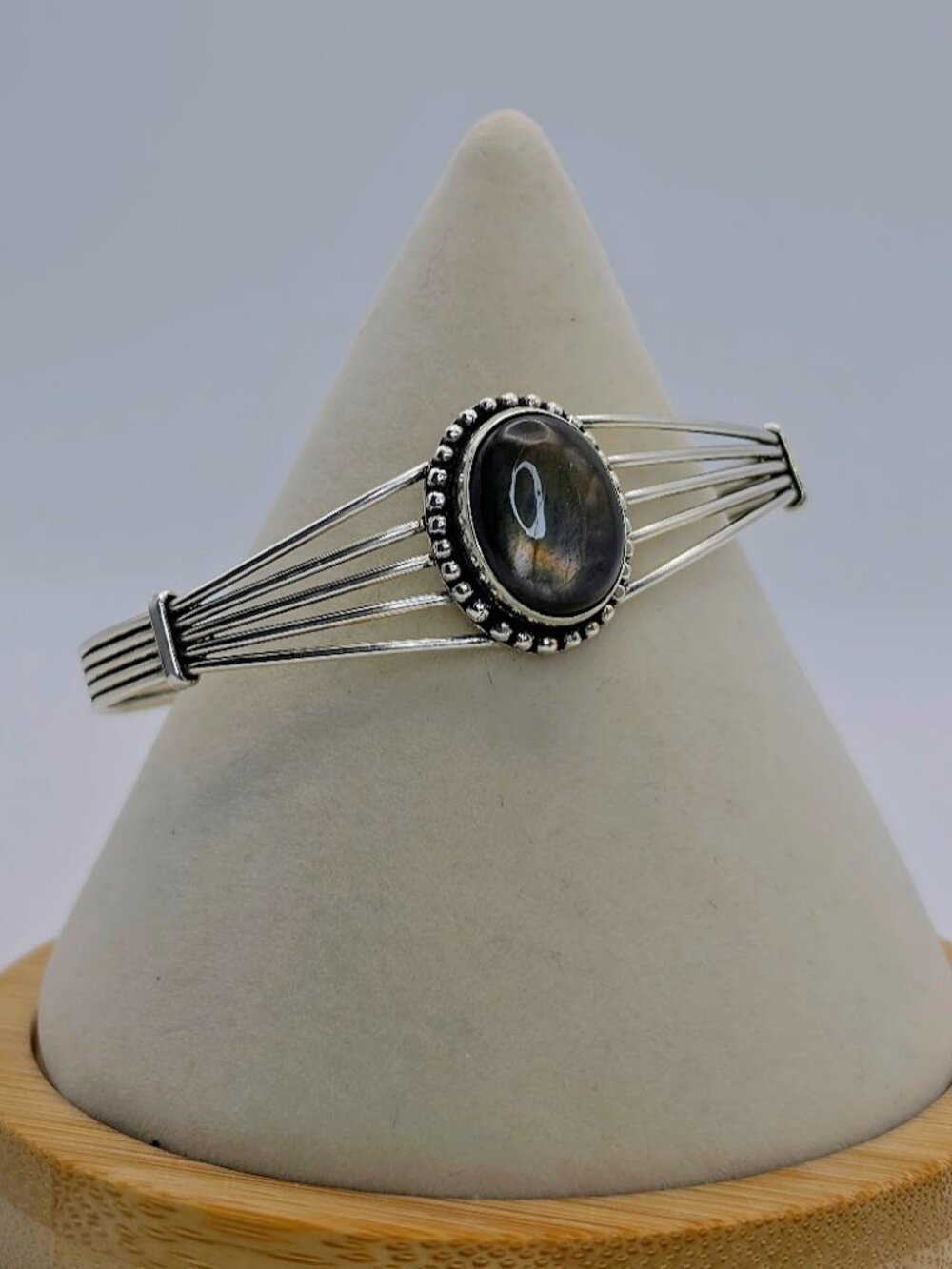 Natural Labradorite Split Shank Wire Cuff Bracelet | Beaded Bezel Silver Bangle